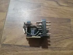 CONTROL RELAY FOR TRANE 21D131200P22 KUM-1078