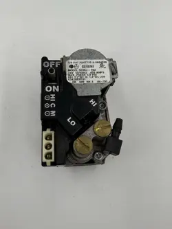 WHITE RODGERS 36G54-202 TRANE C342087P01 FURNACE GAS VALVE USED #G7