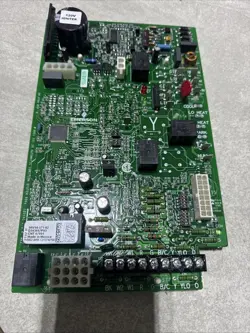 TRANE D343687P03 CNT07991 CIRCUIT BOARD EMERSON 50V54-571-02