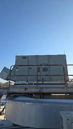 YCD211E4LGAD 460V PACKAGED