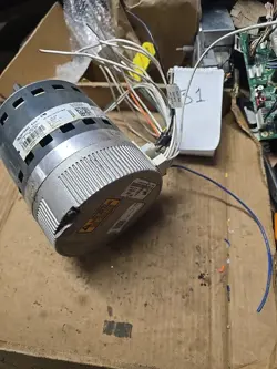 TRANE 1/2 HP BLOWER MOTOR D344702P01    5SBA39GLV5154 1050 RPM  120/240V