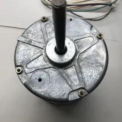 MOT09249 5SME39HL0252