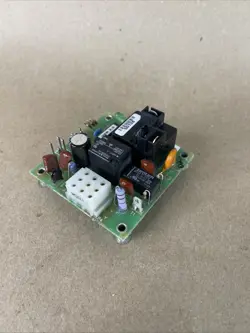 TRANE DEFROST CONTROL BOARD CNT04364 21C140501G38 (C2)