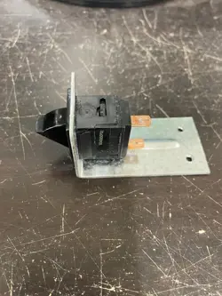 B340650P01 DOOR SWITCH