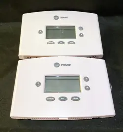 2X TRANE TCONT401AN21MAA THERMOSTATS THERMOSTAT