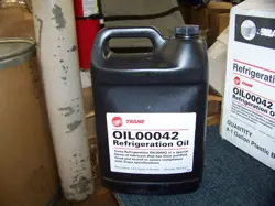GALLON OIL00042