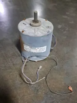 TRANE CONDENSER FAN MOTOR X70370247010 / 5KCP39NFV572S / 1/4HP, 825RPM