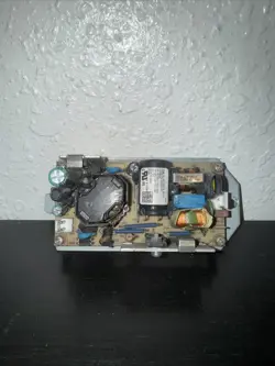 POWER SUPPLY 13.8VDC