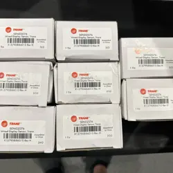 TRANE X13790886010 SEN02076 WIRED DISPLAY SENSOR THERMOSTAT. NEW OPEN BOX