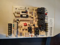 HONEYWELL FURNACE GAS VALVE VR8200A2009 VR8200A 2009 USED TESTED WORKING ??#G9