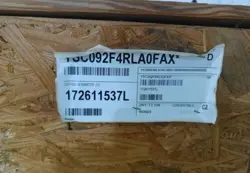 2017 TRANE 7.5 TON ROOFTOP UNIT GAS 460V-3PH M# YSC092F4RLA0FAX