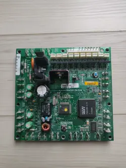 TRANE ZN520 CONTROL BOARD