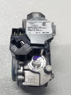 EMERSON WHITE RODGERS GAS VALVE #36J24-206