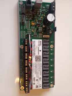 EMERSON CPC 810-3006 8RO RELAY BOARD