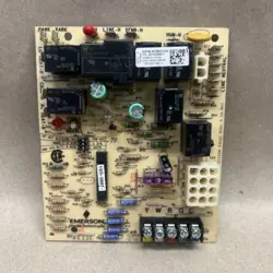 GOODMAN PCB00109 FURNACE CONTROL CIRCUIT BOARD 50M56-289-90 EMERSON B3
