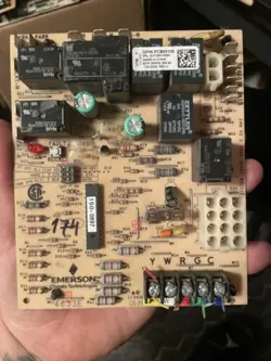 BOARD EMERSON 50M56