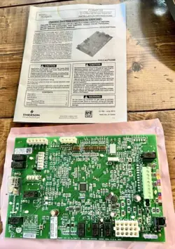 GOODMAN EMERSON PCBKF103 FURNACE CONTROL CIRCUIT BOARD