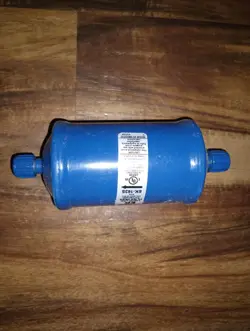 NEW IN BOX EMERSON EK 083S PCN047608 LIQUID LINE FILTER-DRIER 3/8