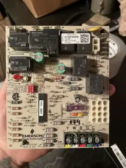 FURNACE CONTROL BOARD EMERSON 50M56-289-90