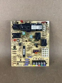 50M56-289-01  EMERSON GAS FURNACE CONTROL CIRCUIT BOARD PCBBF122 (C2)