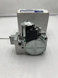 ( QTY 1) EMERSON WHITE RODGER MANIFOLD GAS VALVE VAL09029, 36J24-205