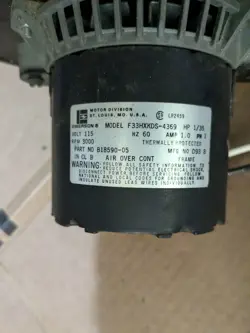 EMERSON F33HXKDS-4369 FURNACE DRAFT INDUCER BLOWER MOTOR B18590-05 USED