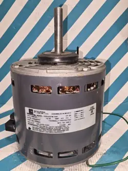 EMERSON K55HXEFM-7287 BLOWER MOTOR 3/4HP 208-230V 1075RPM 3SPD 18J9601. TESTED