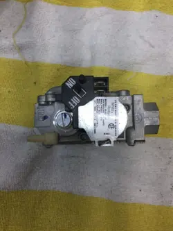 WHITE-RODGERS EMERSON 36J22-214 FURNACE MANIFOLD GAS VALVE FREE SHIPPING