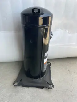 SCROLL AC COMPRESSOR