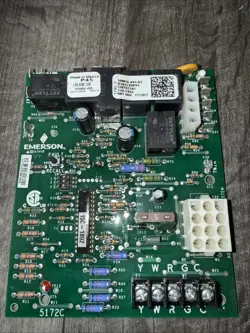 EMERSON  FURNACE CONTROL CIRCUIT BOARD 50M56-495-03  D345780P01