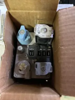EMERSON 36E93 304
