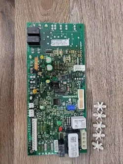 NEW - EMERSON CNT 06352 THREE STAGE AIR HANDLER CONTROL BOARD 48C31 495 03