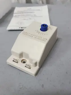 OEM WHITE-RODGERS / EMERSON 5059A-21 PILOT RELITE CONTROL 1/4