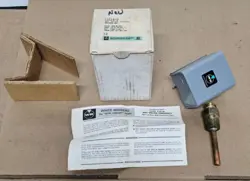 WHITE-RODGERS HOT WATER CONTROL EMERSON  TEMPERATURE CONTROL 11C182