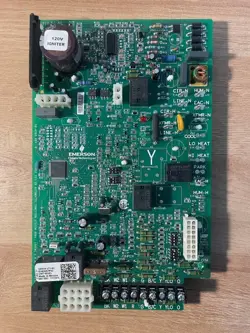 EMERSON 50V54-571-01 / D343687P02 / CNT06585 FURNACE CONTROL BOARD USED GOOD