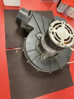 EMERSON K33HXCFE-964 INDUCER MOTOR M-053 1/20 RPM