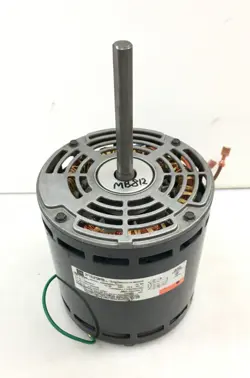USED CMB812