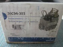 EMERSON 36C94-303 GAS VALVE   NEW!