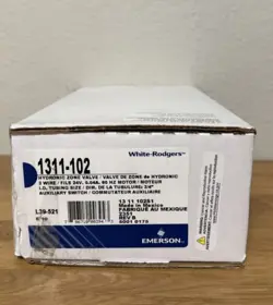 EMERSON 1311-102 HOT WATER ZONE CONTROL NEW IN BOX