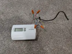 USED WHITE-RODGERS THERMOSTAT 1F80-261 PROGRAMMABLE ELECTRONIC DIGITAL (1 OF 2)
