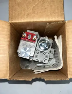 EMERSON ELECTRIC CO. WHITE RODGERS DIVISION 36C21U 206 REPLACEMENT GAS CONTROL
