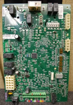 GOODMAN/EMERSON PCBKF103 FURNACE CONTROL CIRCUIT BOARD 50C51 290 01