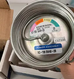 1PCS EMERSON EXPANSION VALVE POWER HEAD XC-726SW40-2B R404A NEW FREE SHIP