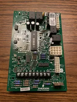 EMERSON 50V51-507-02 D156245P01 TRANE CNT 06015 CONTROL BOARD