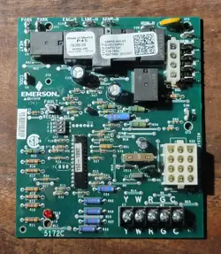 EMERSON  FURNACE CONTROL CIRCUIT BOARD 50M56-495-03 EXCELLENT CONDITION