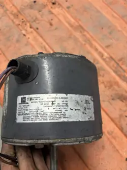 EMERSON K55HXHWM-8000