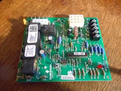 TRANE EMERSON 50M56-495-03 / D345780P01 / CNT07541 GAS FURNACE CONTROL BOARD