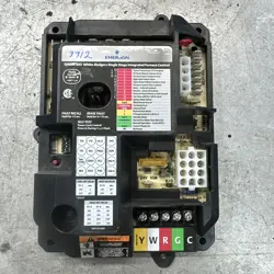 FURNACE CONTROL BOARD WHITE ROGERS EMERSON 50M56-843 NICE !!
