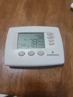 WHITE RODGERS EMERSON 1F85-0471 THERMOSTAT USED
