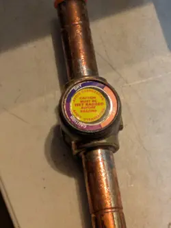 EMERSON HMI 1TT5  HERMETIC LIQUID MOISTURE INDICATOR SIGHT GLASS 5/8